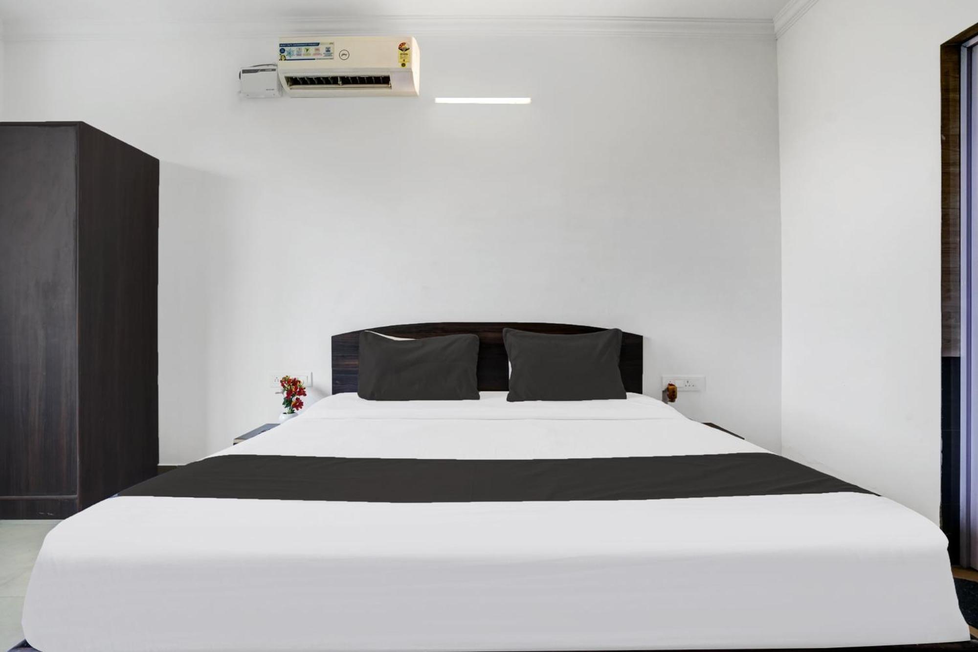 Super Hotel O Porvorim Sangolda Luaran gambar