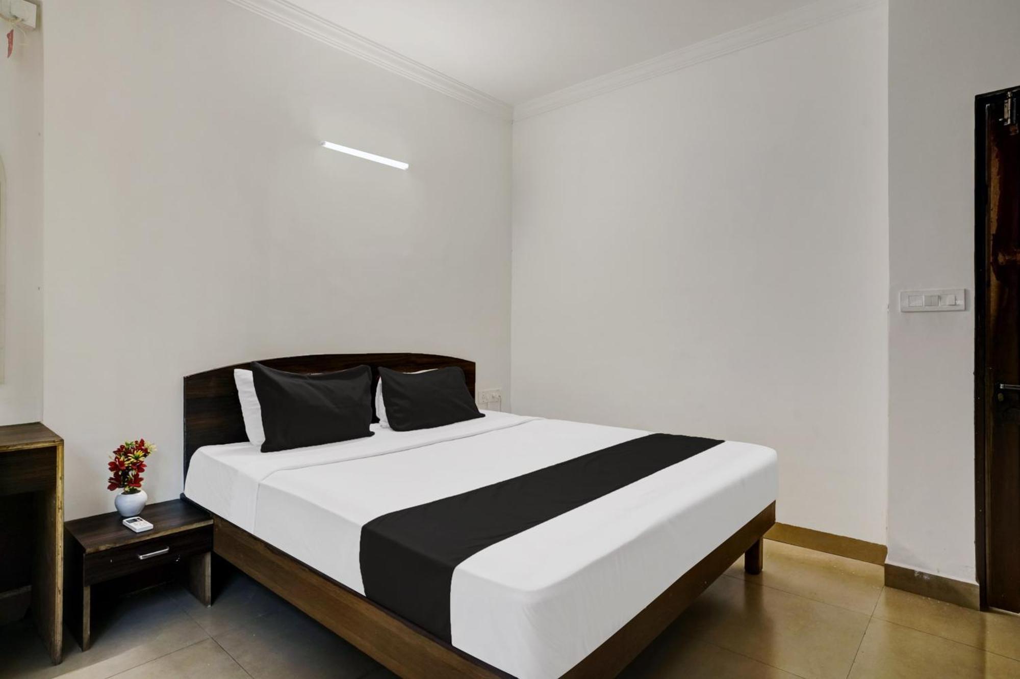 Super Hotel O Porvorim Sangolda Luaran gambar